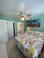 Alexander Palms Court