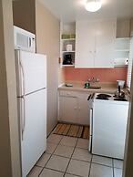 Alexander Palms Court