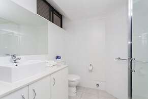 Broadbeach Travel Inn Apartments