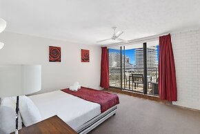 Broadbeach Travel Inn Apartments