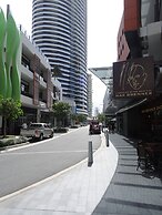 Broadbeach Travel Inn Apartments