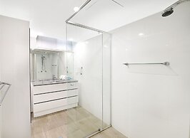 Broadbeach Travel Inn Apartments