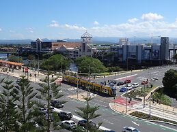 Broadbeach Travel Inn Apartments