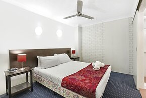 Broadbeach Travel Inn Apartments