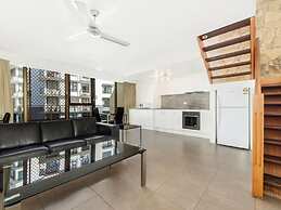 Broadbeach Travel Inn Apartments