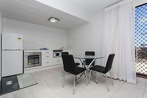 Broadbeach Travel Inn Apartments