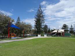 Broadbeach Travel Inn Apartments