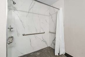 SureStay Plus by Best Western Benbrook Fort Worth