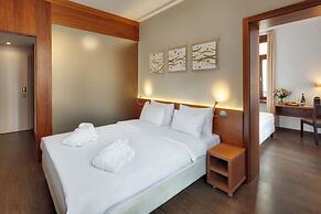 Hotel Carol
