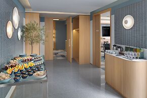 Hotel Carol
