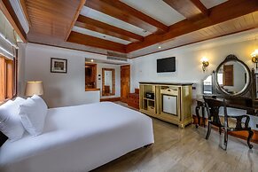 Thavorn Beach Village Resort & Spa Phuket