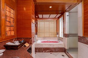 Thavorn Beach Village Resort & Spa Phuket