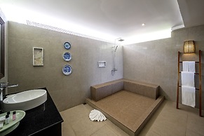 Thavorn Beach Village Resort & Spa Phuket