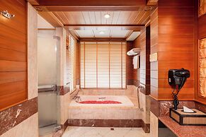 Thavorn Beach Village Resort & Spa Phuket
