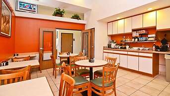 Magnuson Hotel Manitou Springs