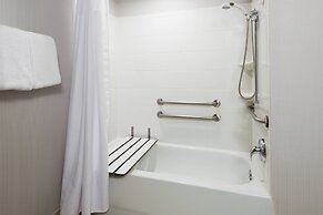 Courtyard by Marriott Providence Lincoln