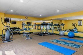 Quality Inn & Suites Bedford West