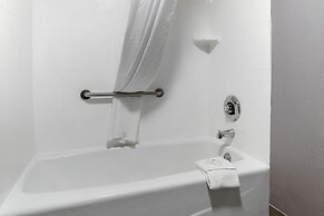 Quality Inn & Suites Bedford West