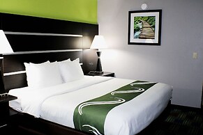 Quality Inn & Suites Bedford West
