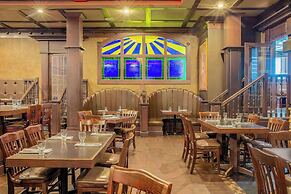 Days Inn & Suites by Wyndham West Edmonton