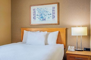 Days Inn & Suites by Wyndham West Edmonton