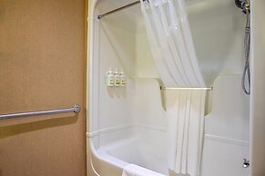 Days Inn & Suites by Wyndham West Edmonton