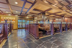 Days Inn & Suites by Wyndham West Edmonton