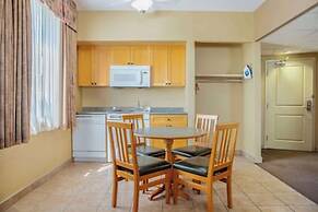 Days Inn & Suites by Wyndham West Edmonton