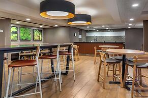 Drury Inn & Suites Southwest St. Louis
