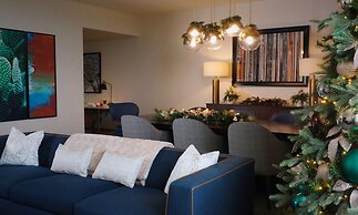 Hilton Austin