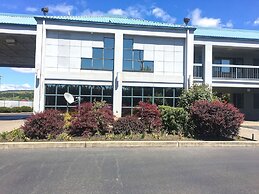 Americas Best Value Inn Phoenix Medford