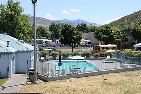 Americas Best Value Inn Phoenix Medford