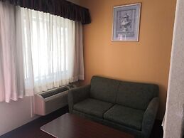 Scottish Inn & Suites