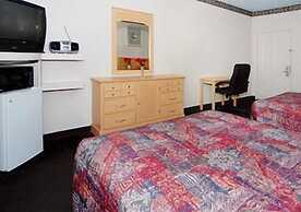 Scottish Inn & Suites