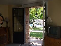 Hotel Léger Restaurant & Saloon