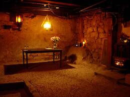 Hotel Léger Restaurant & Saloon