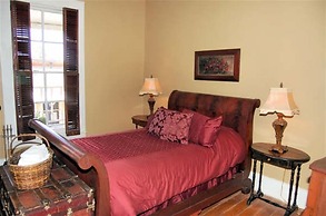 Hotel Léger Restaurant & Saloon