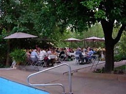 Hotel Léger Restaurant & Saloon