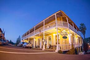 Hotel Léger Restaurant & Saloon