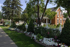 Heritage Inn