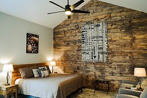 Heritage Inn