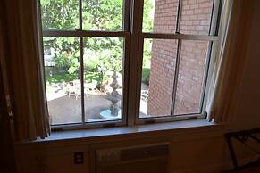 Heritage Inn