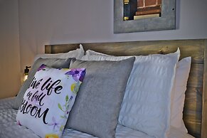 Heritage Inn