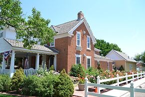 Heritage Inn