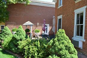Heritage Inn