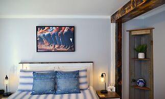 Heritage Inn
