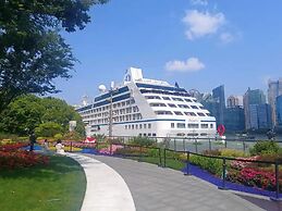 Magnificent International Hotel