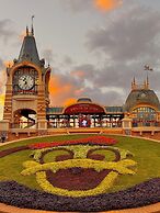 Magnificent International Hotel