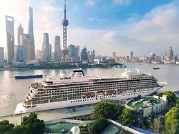 Magnificent International Hotel