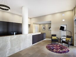 Paradise Centre Apartments